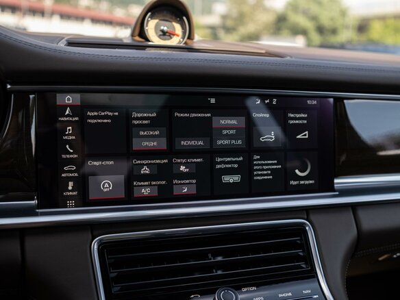 2019 Porsche Panamera 4 Sport Turismo II, серый - вид 17