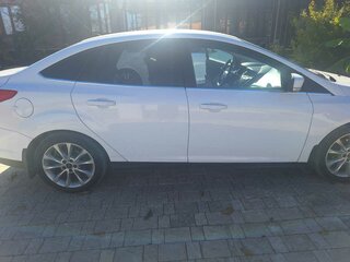2014 Ford Focus III, белый, 1050000 рублей, вид 2