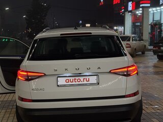 2022 Skoda Kodiaq I Рестайлинг, белый, 4000000 рублей, вид 3