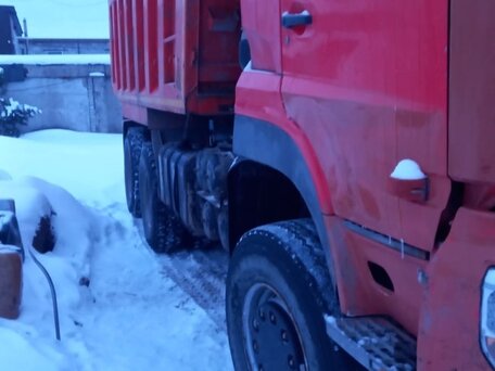 2010 Dongfeng DFL 3251A, красный, 1500000 рублей, вид 1