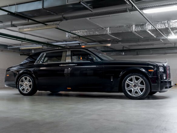 2008 Rolls-Royce Phantom Long VII, чёрный