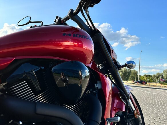 2021 Suzuki Boulevard M109R, красный, 1500000 рублей - вид 4