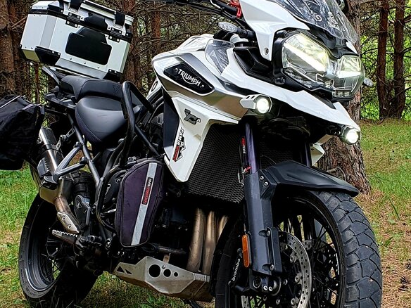 2018 Triumph Tiger 1200, белый, 1300000 рублей