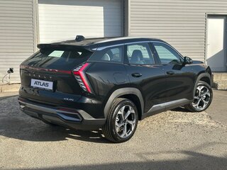 2026 Geely Atlas II, чёрный, 3449990 рублей, вид 3
