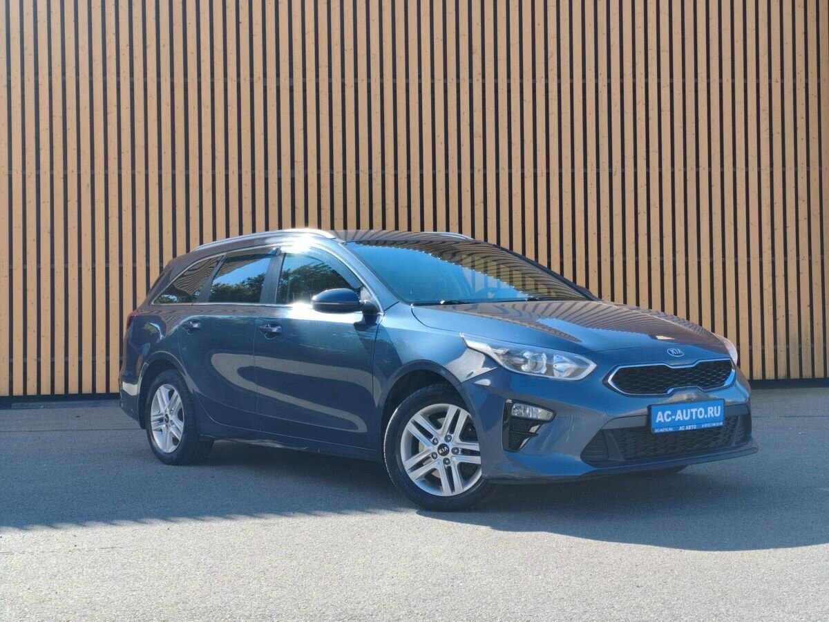 Открыть фотографии: Kia Ceed III