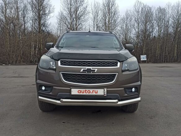 2013 Chevrolet TrailBlazer II, коричневый, 1890000 рублей - вид 1