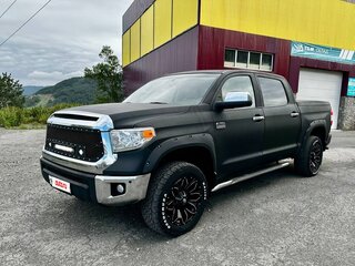2013 Toyota Tundra CrewMax II Рестайлинг, чёрный, 4500000 рублей, вид 2