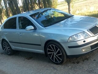 2008 Skoda Octavia II (A5), серебристый, 1000000 рублей, вид 5