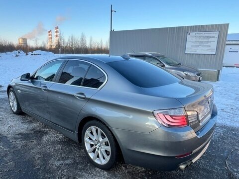 2011 BMW 5 серии 530d xDrive VI (F10/F11/F07), серый, 1700000 рублей - вид 4