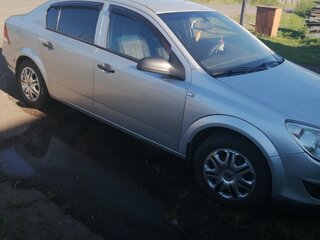 2008 Opel Astra H Рестайлинг, серебристый, 425000 рублей, вид 3