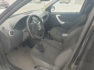 2013 Renault Logan I Рестайлинг, чёрный, 550000 рублей, вид 3