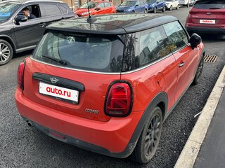 2020 Mini Hatch Cooper III (F55/F56) Рестайлинг, оранжевый, 2000000 рублей, вид 3