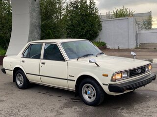 1978 Toyota Corona V (T100, T110, T120), бежевый, 1350000 рублей, вид 1