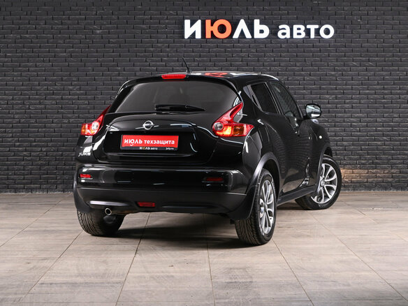 2013 Nissan Juke I, чёрный - вид 4