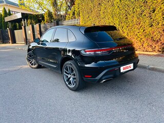 2022 Porsche Macan I Рестайлинг 2, чёрный, 4539000 рублей, вид 3