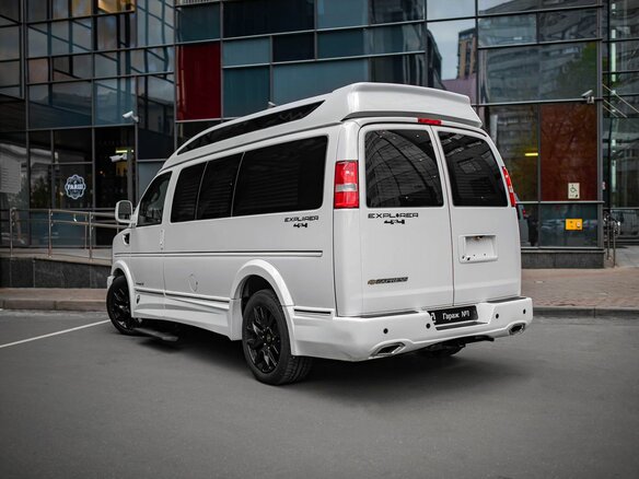 2023 Chevrolet Express II, белый, 11875000 рублей - вид 6
