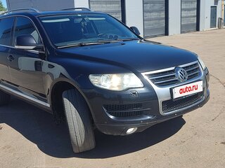 2008 Volkswagen Touareg I Рестайлинг, чёрный, 990000 рублей, вид 3