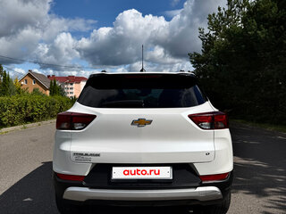 2023 Chevrolet TrailBlazer III Рестайлинг, белый, 1850000 рублей, вид 5
