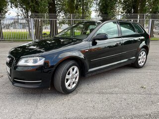 2011 Audi A3 II (8P) Рестайлинг 2, чёрный, 680000 рублей, вид 2