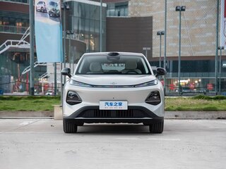 2026 Changan Qiyuan Q05 51.9 kWh II, серый, 2400000 рублей, вид 2
