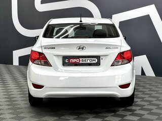 2012 Hyundai Solaris I, белый, 669900 рублей, вид 5
