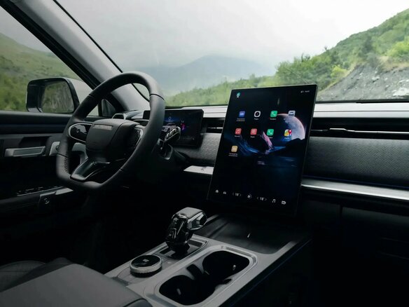 2026 Jaecoo J7 I Рестайлинг, чёрный, 3109000 рублей - вид 1