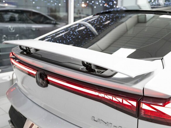 2024 Changan UNI-V I, белый, 2650000 рублей - вид 24