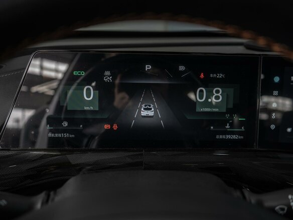 2021 Changan UNI-T I, белый, 2215000 рублей - вид 14