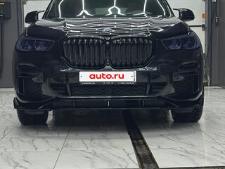 2022 BMW X5 M50i IV (G05/G18), чёрный, 9350000 рублей, вид 3