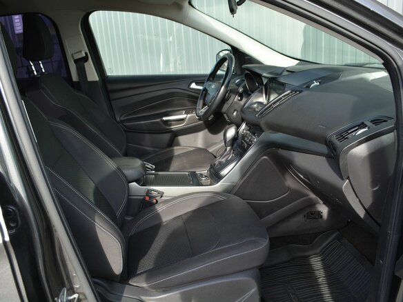 2017 Ford Kuga II Рестайлинг, серый, 1549888 рублей - вид 14