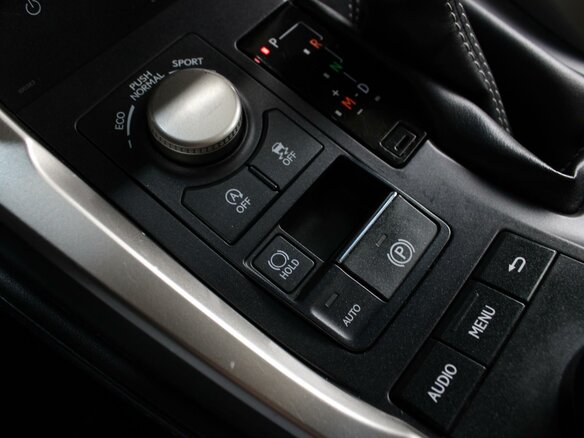 2016 Lexus NX 200 I, белый, 2860000 рублей - вид 21