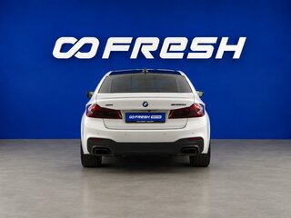 2019 BMW 5 серии M550d xDrive VII (G30/G31/G38), белый, 4699046 рублей, вид 4