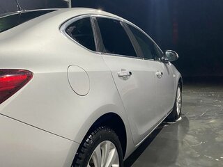 2012 Opel Astra J Рестайлинг, серебристый, 750000 рублей, вид 3