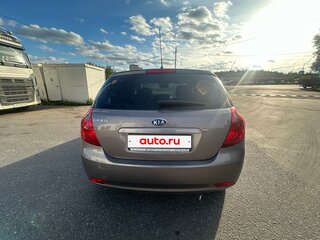 2009 Kia Ceed I, бежевый, 620000 рублей, вид 2