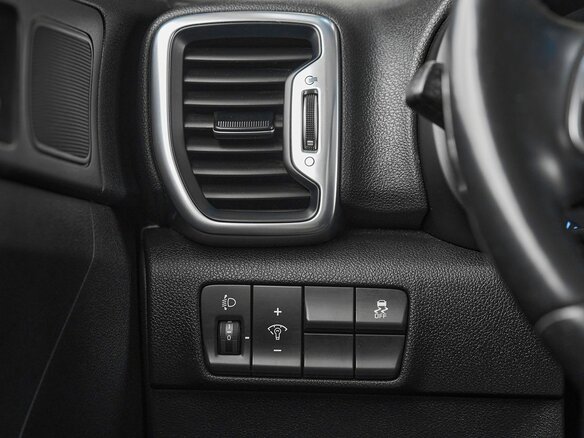 2017 Kia Sportage IV, коричневый, 1699000 рублей - вид 12