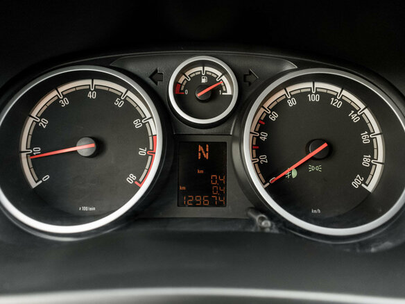 2009 Opel Corsa D, красный, 380000 рублей - вид 11