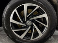 2018 Volkswagen Tiguan II, синий, 2440000 рублей - вид 9