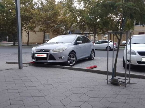 2012 Ford Focus III, серый, 750000 рублей - вид 1