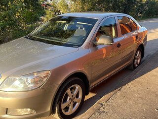 2012 Skoda Octavia II (A5) Рестайлинг, серый, 770000 рублей, вид 4