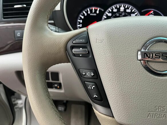 2017 Nissan Quest IV, белый, 2687000 рублей - вид 17