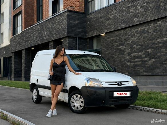 2011 Peugeot Partner I Рестайлинг, белый, 450000 рублей - вид 13