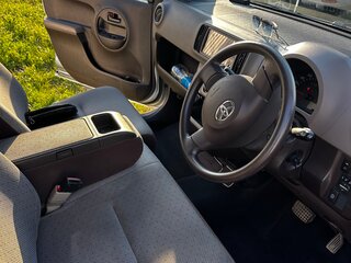 2016 Toyota Passo II (C30), серый, 770000 рублей, вид 5