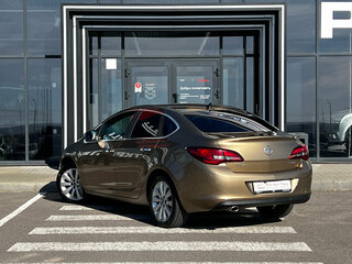 2013 Opel Astra J Рестайлинг, бежевый, 641000 рублей, вид 4