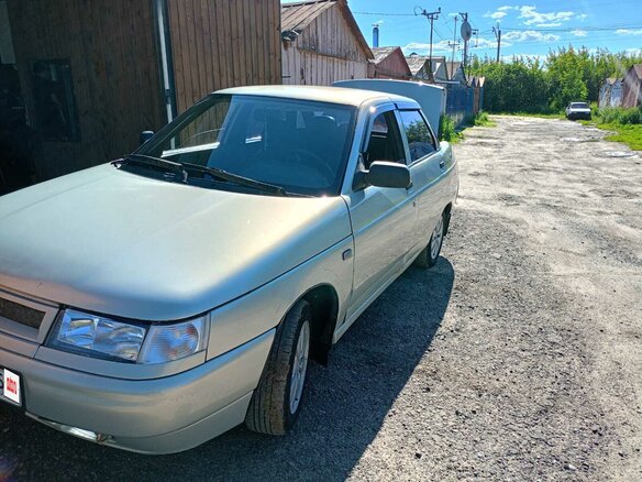 2000 Lada (ВАЗ) 2110, серебристый, 150000 рублей - вид 2