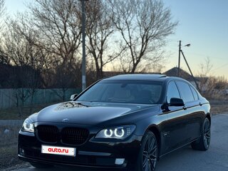 2010 BMW 7 серии Long 750Li xDrive V (F01/F02/F04), чёрный, 1690000 рублей, вид 3