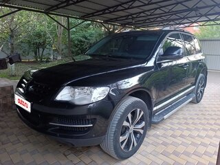 2008 Volkswagen Touareg I Рестайлинг, чёрный, 1220000 рублей, вид 2