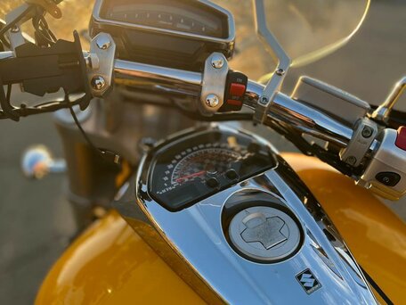 2008 Suzuki Boulevard M109R, жёлтый, 1130000 рублей, вид 4