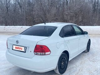 2014 Volkswagen Polo V, белый, 600000 рублей, вид 3