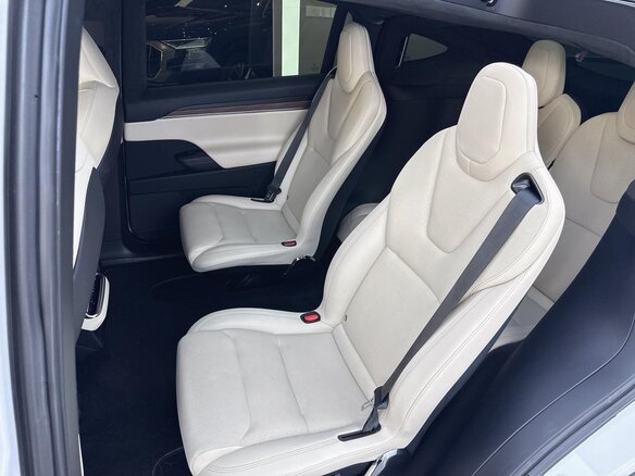 2023 Tesla Model X Long Range I Рестайлинг, белый, 15770700 рублей - вид 14