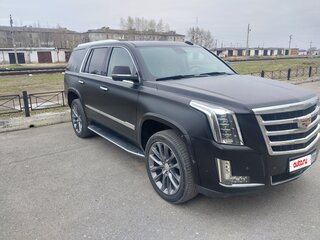 2020 Cadillac Escalade IV, чёрный, 4975000 рублей, вид 3